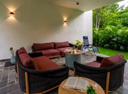 Kings Road (D10), Detached #557943311